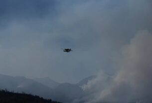 El fuego se comporta de manera extrema en el Parque Nacional Los Alerces