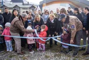 Ushuaia inauguró la carpa de los veteranos de Malvinas en la Plaza Islas Malvinas
