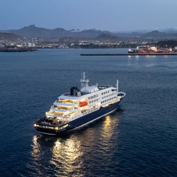 Brote de hantavirus en el crucero que pasó por Ushuaia: rastrean pasajeros en cuatro continentes