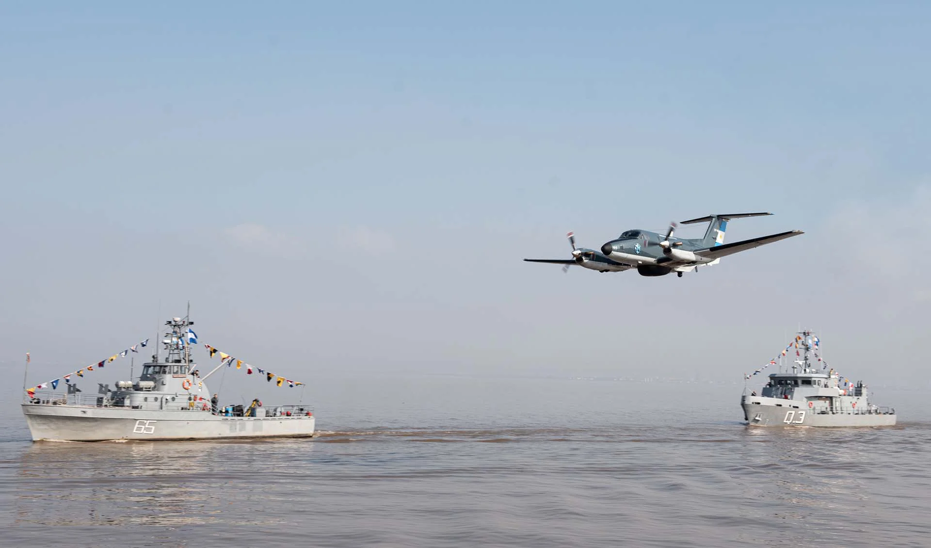 La Armada moderniza uno de sus aviones clave para controlar el Mar Argentino