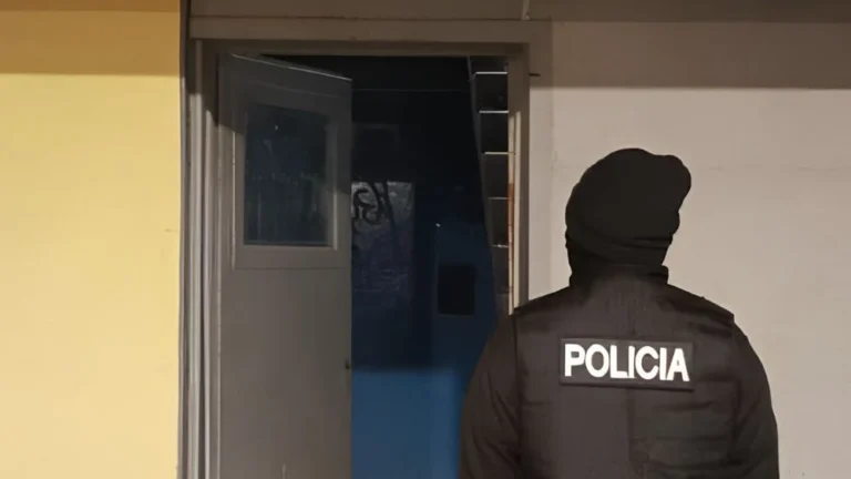 Allanamiento por robo en una pescadería: secuestran pescado y drogas en Río Grande